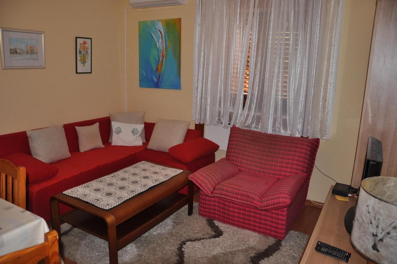 Apartmani Karla Klenovica Luaran gambar