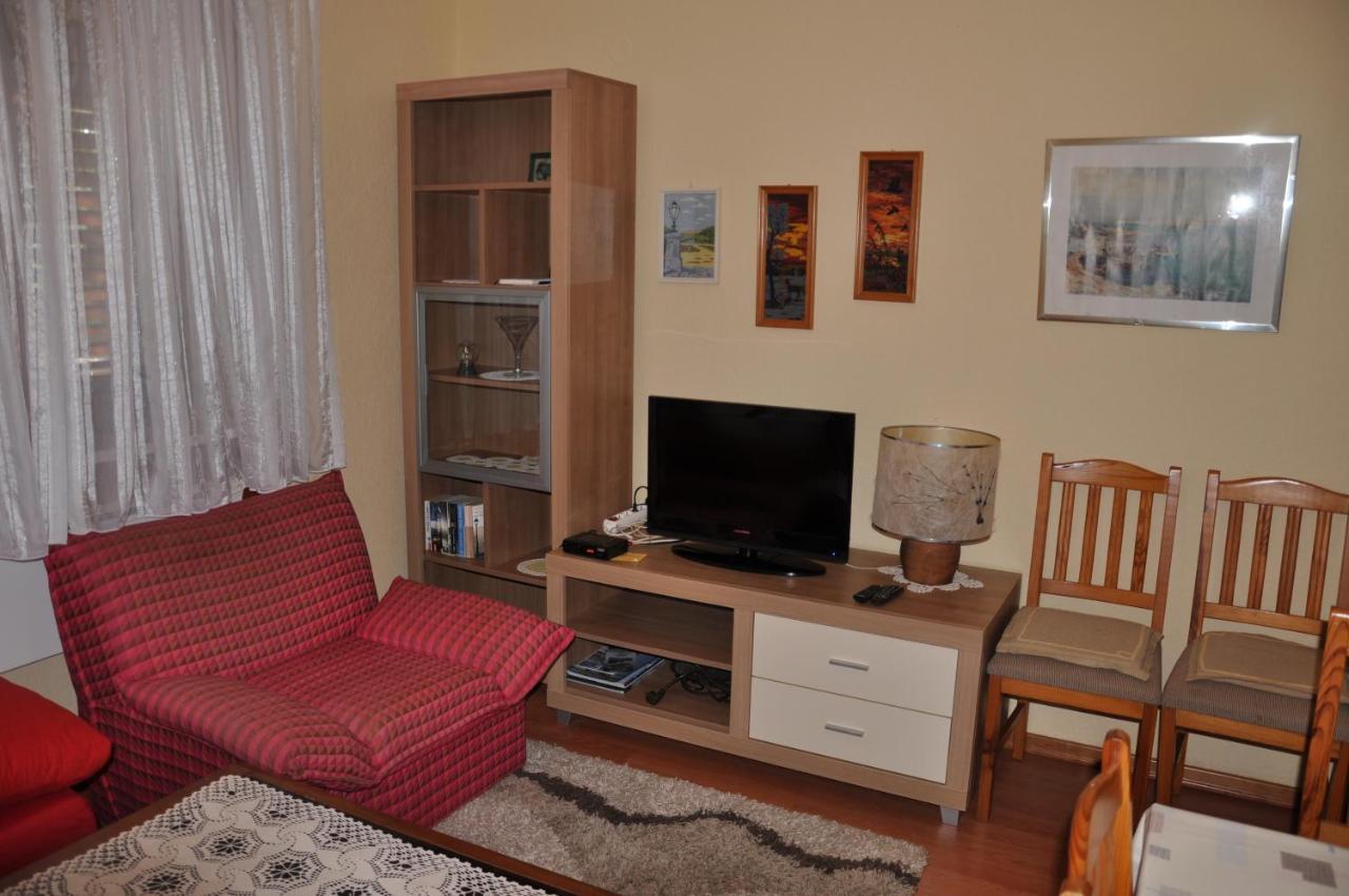 Apartmani Karla Klenovica Luaran gambar