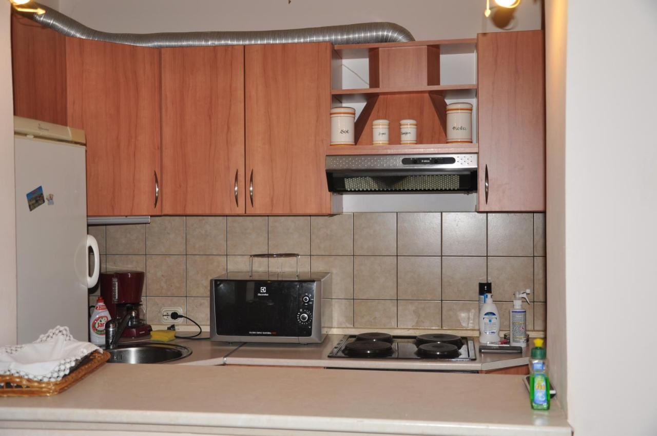 Apartmani Karla Klenovica Luaran gambar